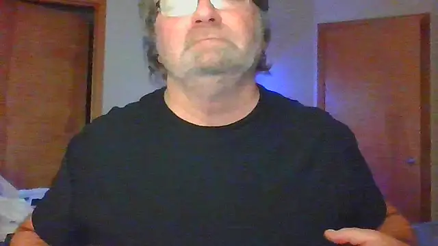 Snapshot of Doherty10 chatting on 12-01-25, 06:53 Doherty10 online show from 12-01-25, 06:53