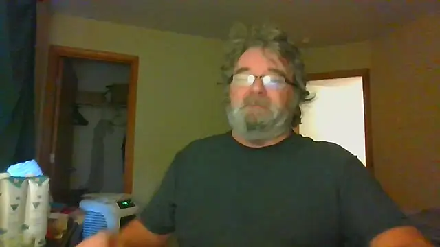 Snapshot of Doherty10 chatting on 05-29-26, 05:19 Doherty10 online show from 05-29-26, 05:19