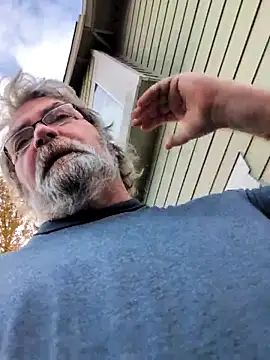 Snapshot of Doherty10 chatting on 11-23-25, 07:57 Doherty10 online show from 11-23-25, 07:57