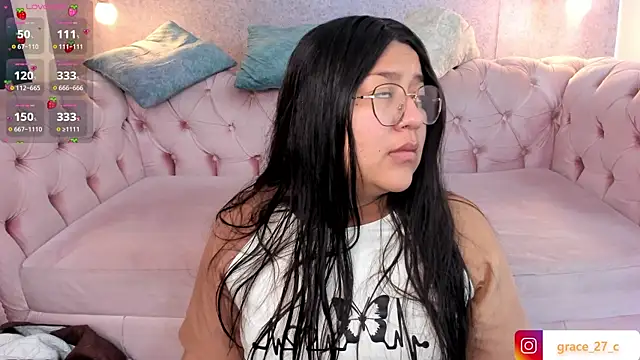 Snapshot of grace77__ chatting on 07-06-26, 11:50 grace77 online show from 07-06-26, 11:50