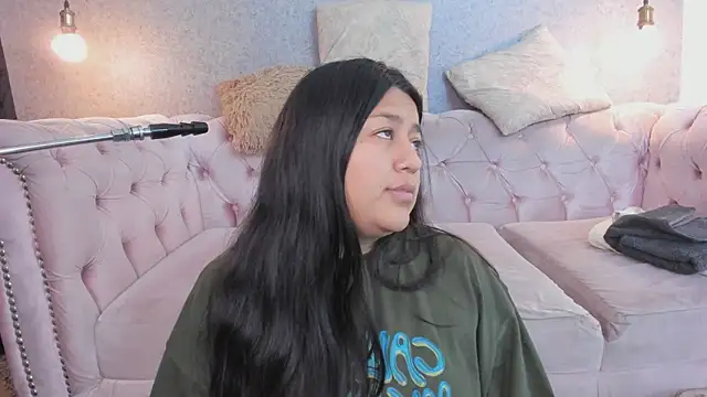 grace77   online show from 11-13-25, 09:57