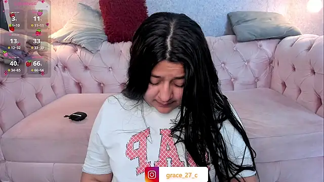 Snapshot of grace77__ chatting on 04-20-26, 12:41 grace77 online show from 04-20-26, 12:41
