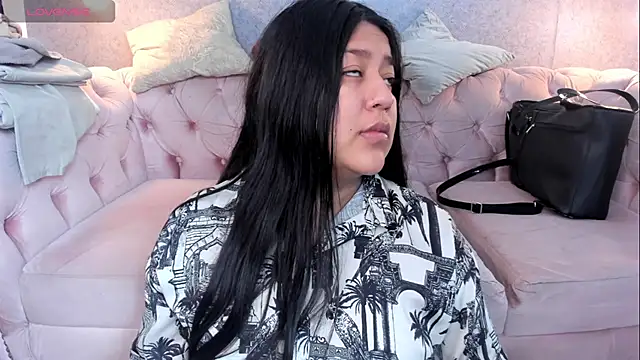 Snapshot of grace77__ chatting on 05-19-26, 12:45 grace77 online show from 05-19-26, 12:45
