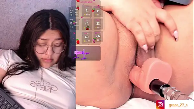 Snapshot of grace77__ chatting on 05-25-26, 10:25 grace77 online show from 05-25-26, 10:25