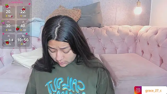 grace77   online show from 11-30-25, 11:55