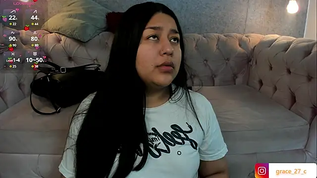 Snapshot of grace77__ chatting on 06-06-26, 12:32 grace77 online show from 06-06-26, 12:32