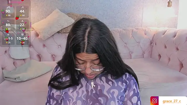 grace77   online show from 10-30-25, 11:41