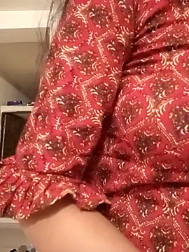 Raya-Moni online show from 11-22-25, 03:00