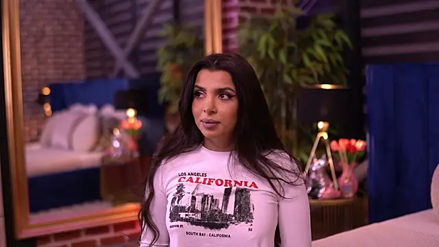 NicoleCellini online show from 12-05-25, 07:12