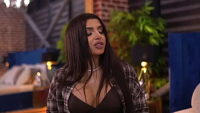 NicoleCellini online show from 10-26-25, 06:52