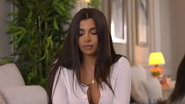 NicoleCellini online show from 04-04-26, 06:36