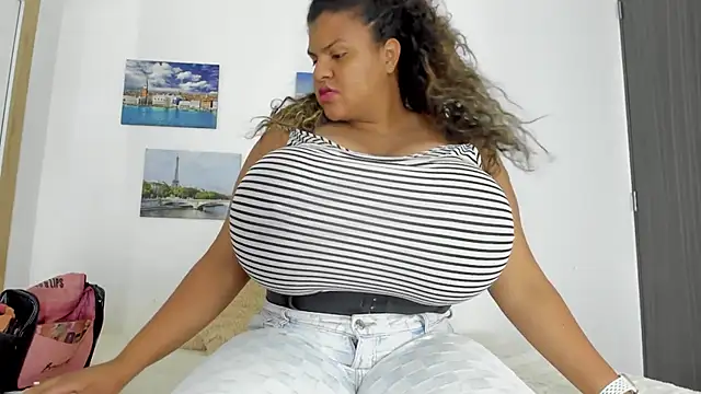 bigmom69  online show from 09-30-25, 02:12