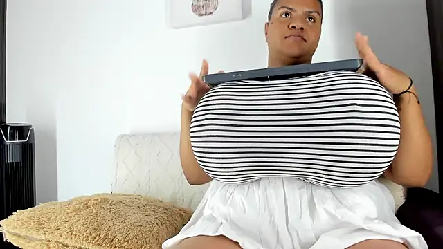 bigmom69  online show from 03-26-26, 03:54