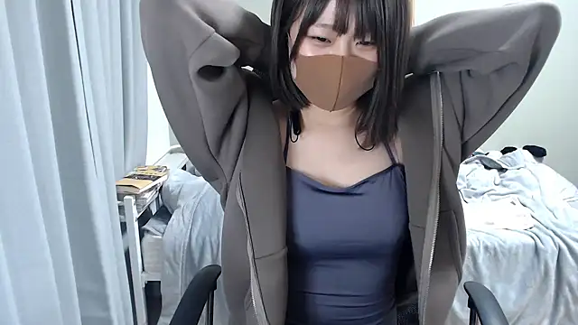 Snapshot of izumi__123 chatting on 12-03-24, 04:00 izumi 123 online show from 12-03-24, 04:00