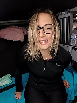 Jade Emeraud online show from 12-02-25, 09:27