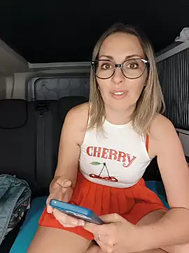 Jade Emeraud online show from 04-09-26, 07:42