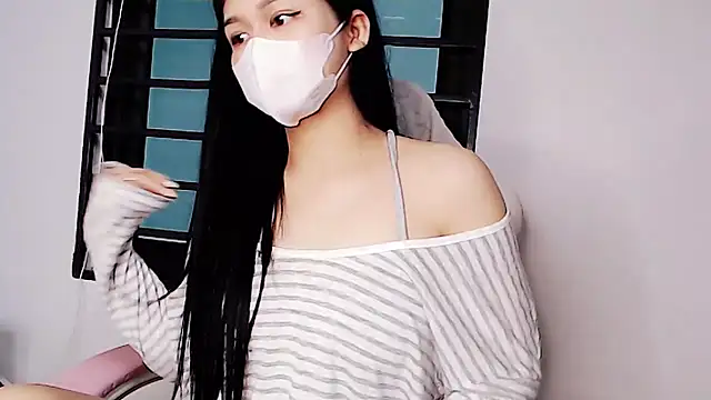 phuong-anh1709 online show from 02-02-26, 04:44