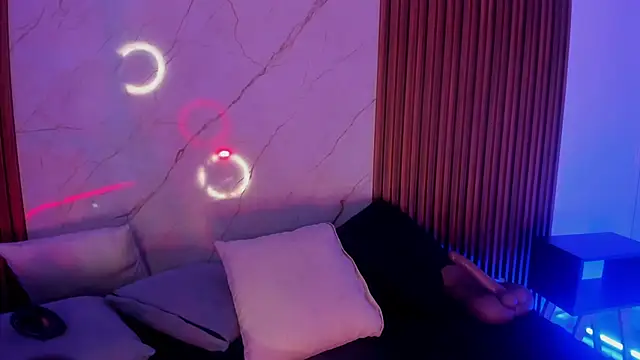 Emiilycollins online show from 11-13-25, 02:48