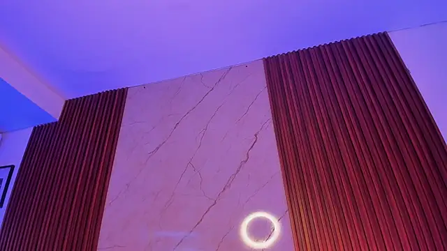 Emiilycollins online show from 10-29-25, 01:26