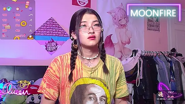 Snapshot of moonfiredancer chatting on 01-13-26, 03:21 moonfiredancer online show from 01-13-26, 03:21