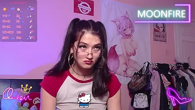 Snapshot of moonfiredancer chatting on 12-23-25, 02:33 moonfiredancer online show from 12-23-25, 02:33