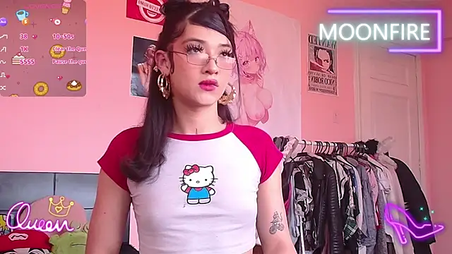 Snapshot of moonfiredancer chatting on 01-10-26, 02:12 moonfiredancer online show from 01-10-26, 02:12