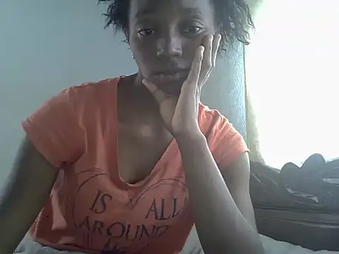 Snapshot of ElianeHot chatting on 09-17-25, 08:05 ElianeHot online show from 09-17-25, 08:05