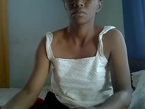 ElianeHot online show from 07-05-26, 10:22
