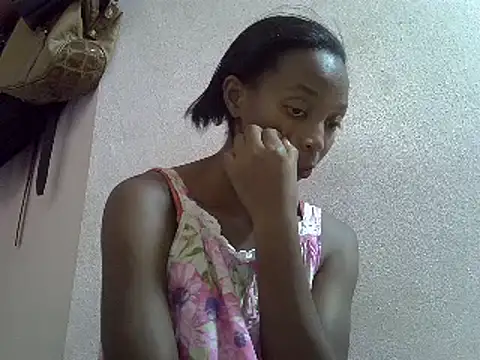 Snapshot of ElianeHot chatting on 02-27-25, 01:38 ElianeHot online show from 02-27-25, 01:38