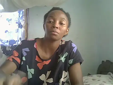 ElianeHot online show from 06-14-26, 01:01