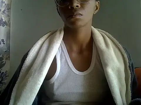 Snapshot of ElianeHot chatting on 05-23-26, 09:08 ElianeHot online show from 05-23-26, 09:08