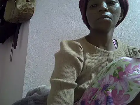 Snapshot of ElianeHot chatting on 02-28-25, 07:03 ElianeHot online show from 02-28-25, 07:03