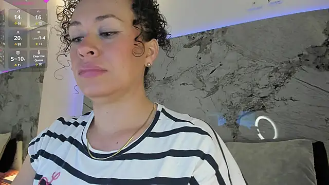 LIZ HOLMES online show from 11-29-25, 10:04