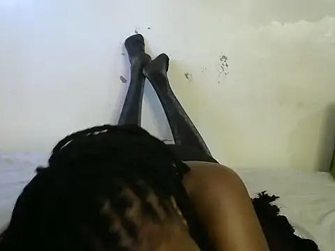 Snapshot of Rasta_tattooed chatting on 03-29-26, 09:11 Rasta tattooed online show from 03-29-26, 09:11