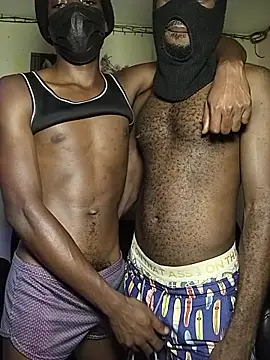 Snapshot of Moteroxz chatting on 02-23-26, 04:25 Moteroxz online show from 02-23-26, 04:25