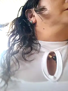 Vivianmature online show from 03-28-26, 06:31