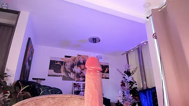 Snapshot of pretty_pettite chatting on 01-05-26, 09:40 pretty pettite online show from 01-05-26, 09:40