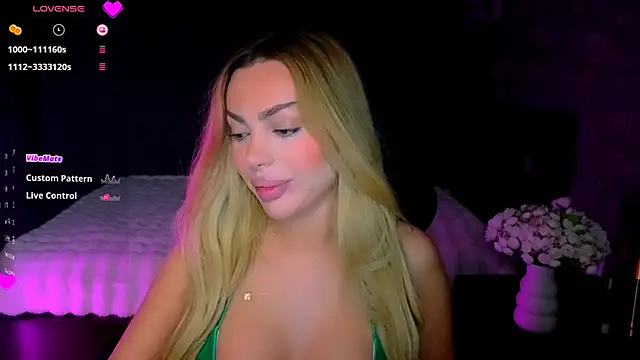 babyleilaa online show from 04-17-26, 08:55