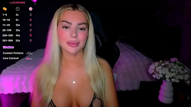 babyleilaa online show from 06-18-26, 08:03
