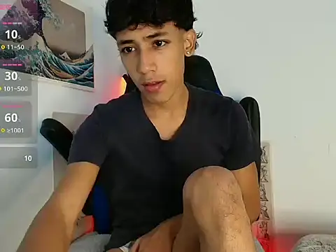 Ostin18hot online show from 02-11-26, 03:39