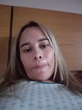 Amelia1  online show from 06-12-26, 10:29