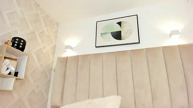 Anniie Queen online show from 04-04-26, 04:08