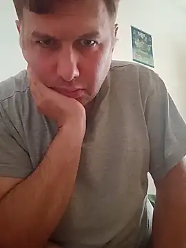 Snapshot of Olandese2682@xh chatting on 05-16-26, 04:17 Olandese2682xh online show from 05-16-26, 04:17