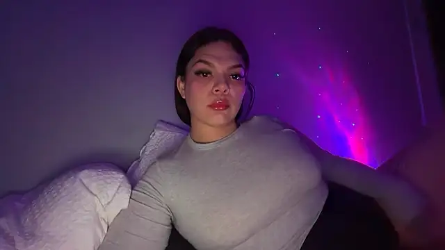 Snapshot of Its_MadameGaby chatting on 03-19-26, 07:36 Its MadameGaby online show from 03-19-26, 07:36