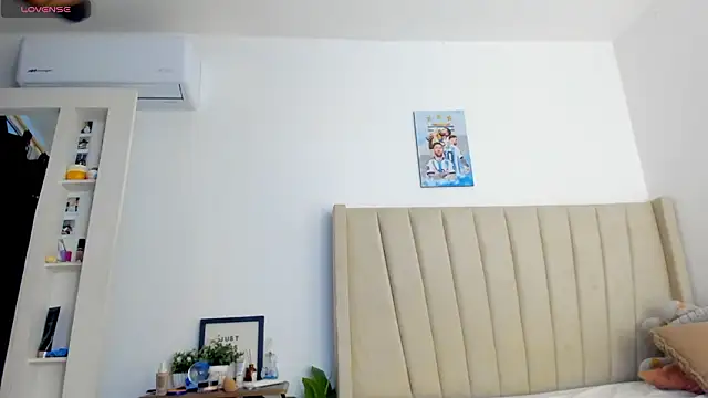 Mady-Edwards online show from 03-04-26, 10:50