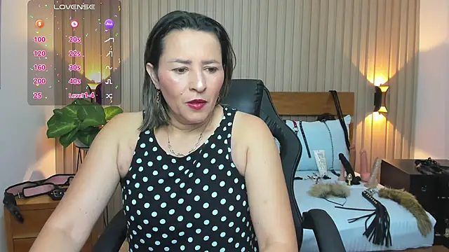 Snapshot of luciana_ballesteros_ chatting on 03-04-25, 12:33 luciana ballesteros online show from 03-04-25, 12:33
