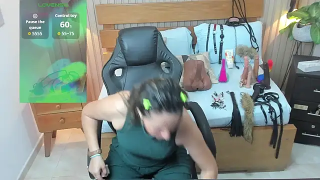 Snapshot of luciana_ballesteros_ chatting on 10-08-25, 12:39 luciana ballesteros online show from 10-08-25, 12:39