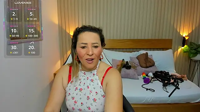 luciana ballesteros  online show from 07-16-26, 12:24