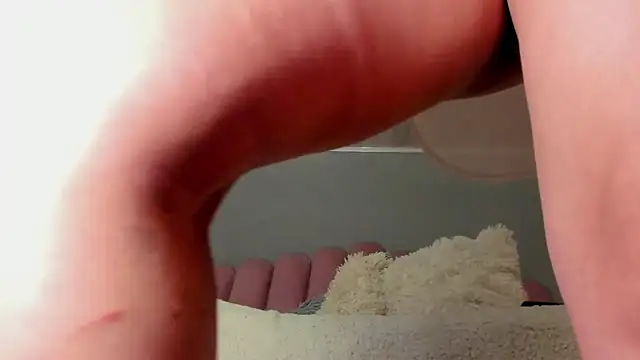 Snapshot of RamonaSimons chatting on 02-26-25, 07:53 RamonaSimons online show from 02-26-25, 07:53