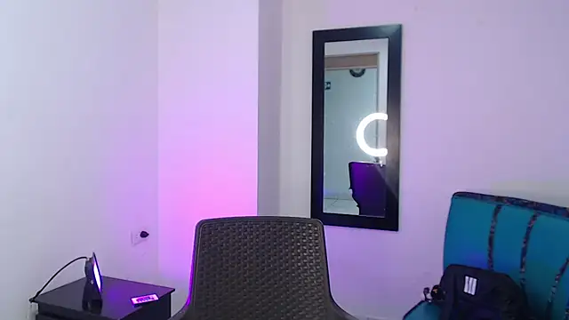lilithnyx333 online show from 06-21-26, 10:59